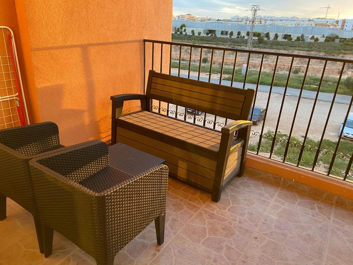 Lovey apartment in playa flamenca Orihuela Dış mekan fotoğraf